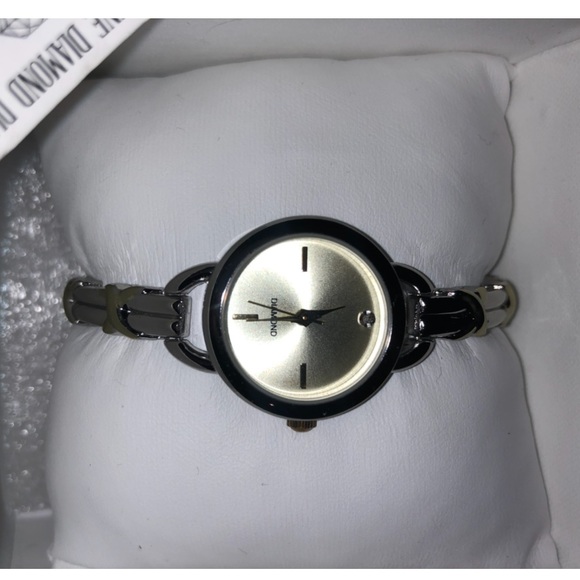 Silver watch - Picture 1 of 2